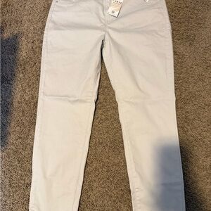 Women's Curve Appeal Cream Jeans